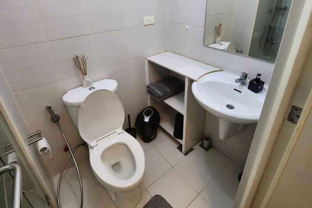 Ultimate Staycation With Jacuzzi And Arcade Manila Apartment